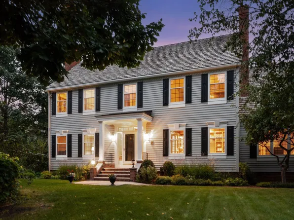 10636 Purdey Rd, Eden Prairie, MN 55347