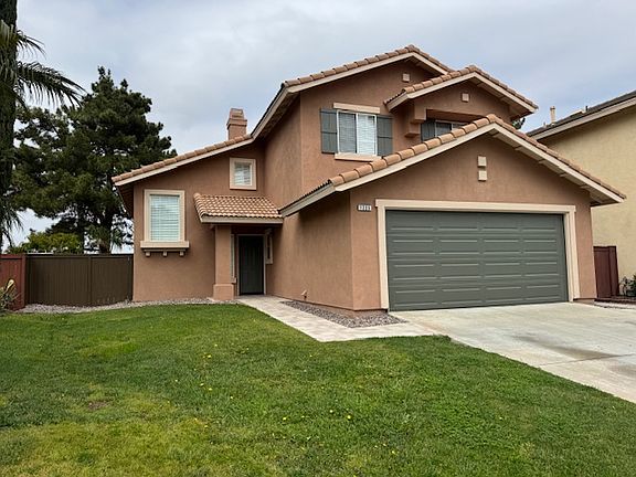 2nd image of 1335 Sonnet Hill Ln