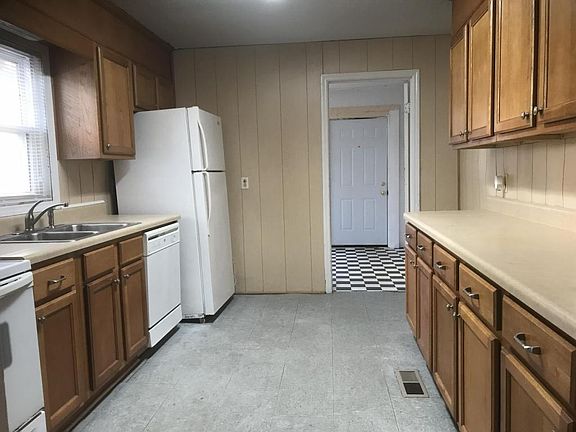 4th image of 1427 7th St