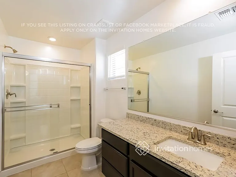 3907 S 79th Ln — Photo 9