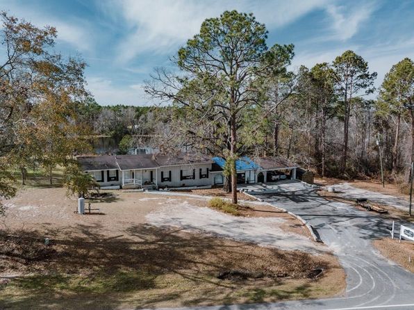 2623 Hatch Pkwy N, Baxley, GA 31513