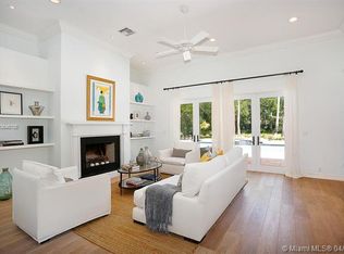 9445 SW 63rd Ct, Pinecrest, FL 33156