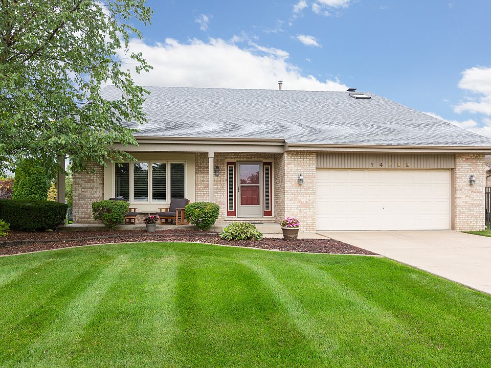 1st image of 14752 Greenbrier Ln