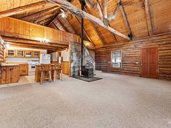 4th image of 5 Scott Mountain Rd