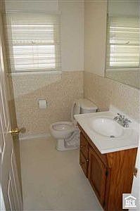 5th image of 5924 Harvey Way
