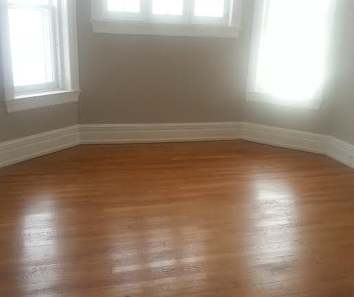 5th image of 629 Oak Hill Ave APT 4