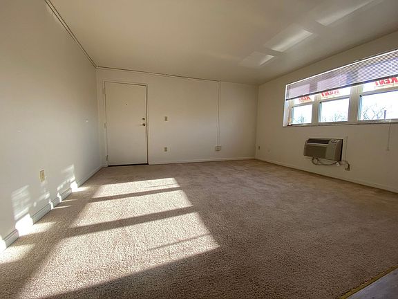 3rd image of 103 Monica Dr #B02