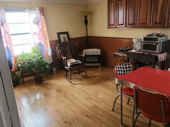 17 Settawig Rd, Brasstown, NC 28902