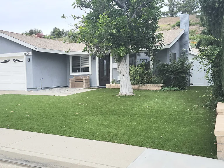 20091 Avenida Del Norte — Photo 2