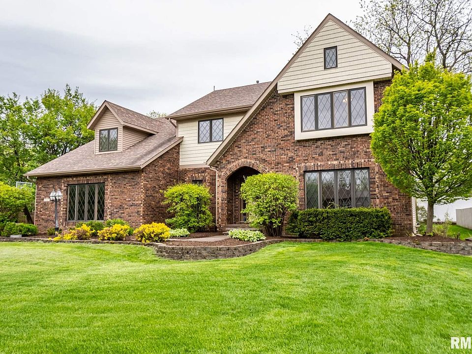 4025 E 61st Blvd, Davenport, IA 52807 | Zillow