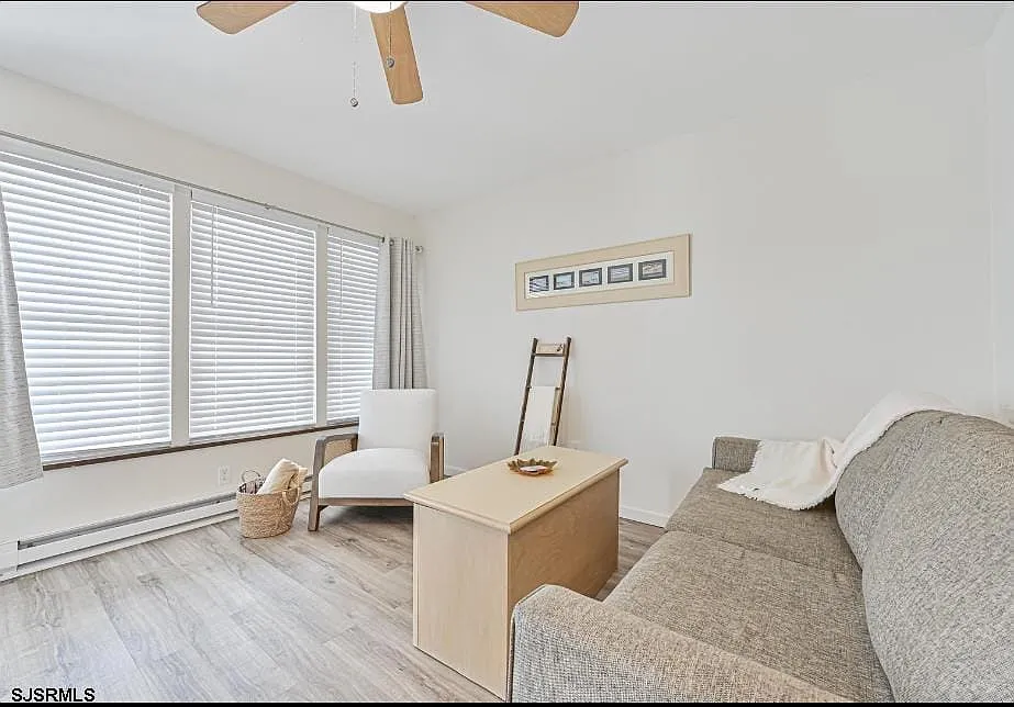 1 bed, 1.0 bath, $1,400 — Photo 2