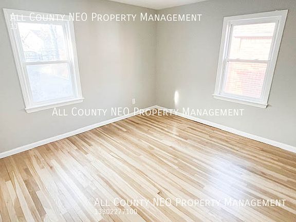 4th image of 13526 Cedar Rd #Up
