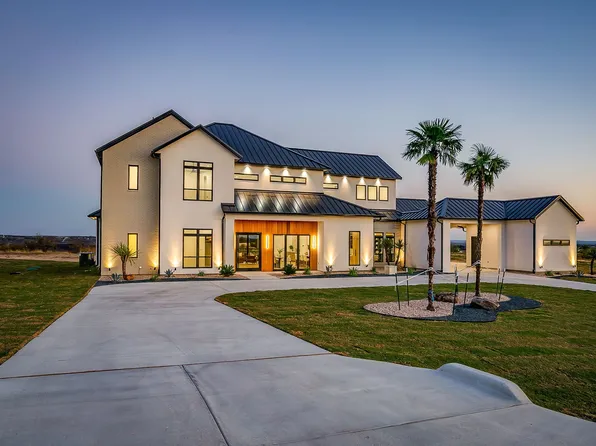 2026 Verona Dr, Weatherford, TX 76086