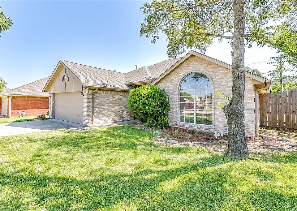 1st image of 5304 Texas Dr
