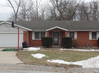 52 Carriage Rd, Hannibal, MO 63401