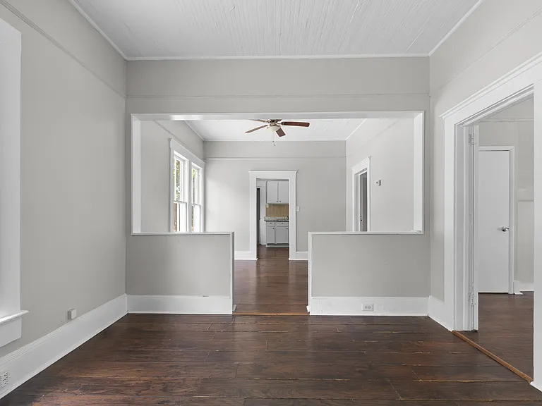 853 Saint Clair St — Photo 3
