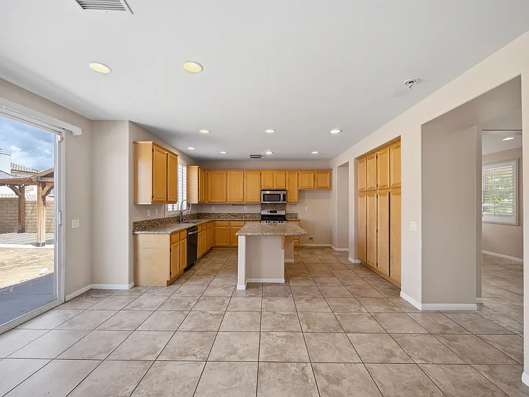 36425 Fallingstar Pl — Photo 7