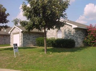 2648 Las Villas Ave, Dallas, TX 75211