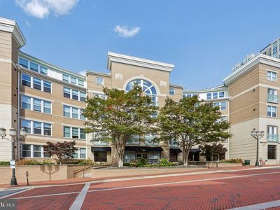 12000 Market St APT 204, Reston, VA, 20190