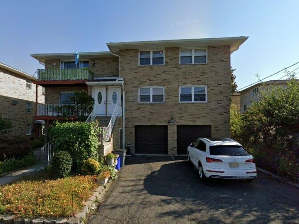1st image of 475 North Ave #2