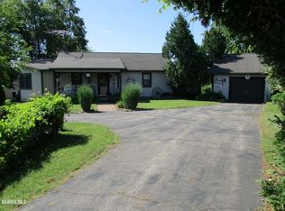 7 Beacon Trl, Galena, IL 61036