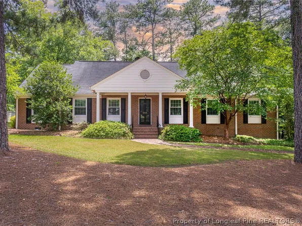 2515 Morganton Rd, Fayetteville, NC 28303