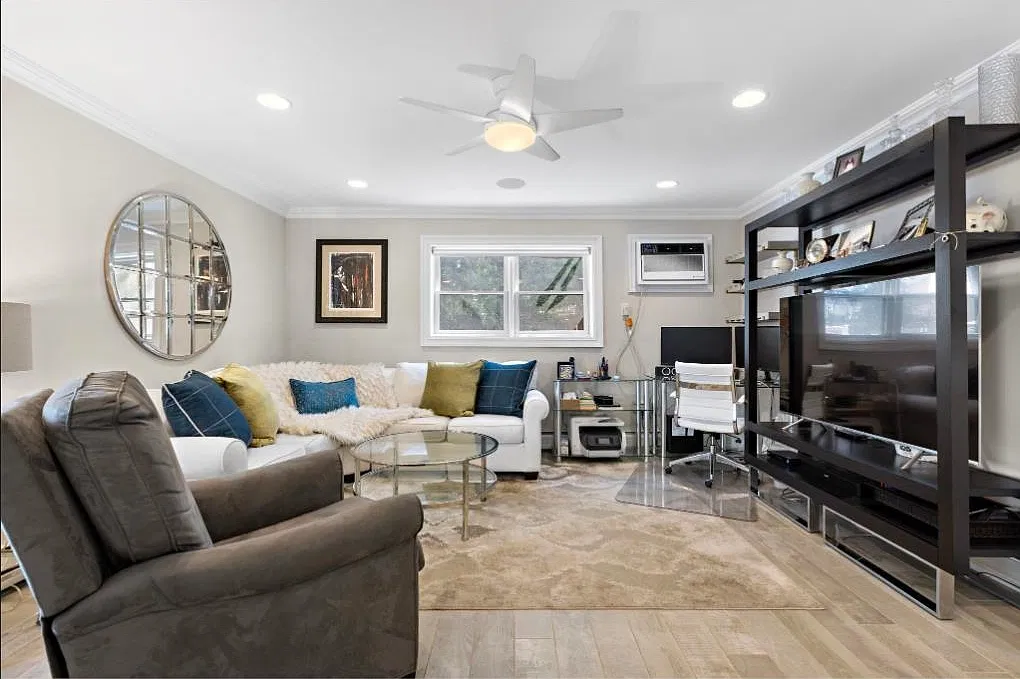 1 bed, 1.5 bath, $2,800 — Photo 2