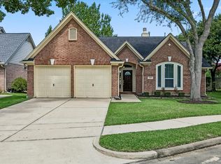 2519 Jasmine Ridge Ct, Houston, TX 77062