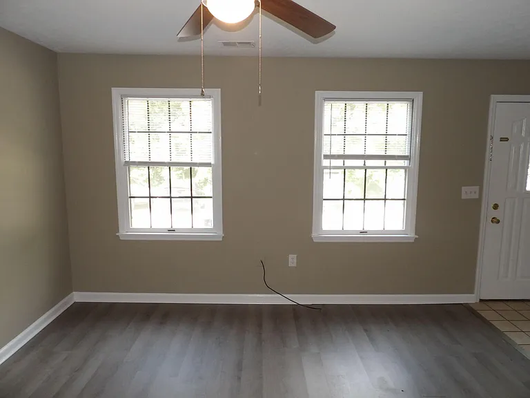 244 Meadowview Dr #12 — Photo 14