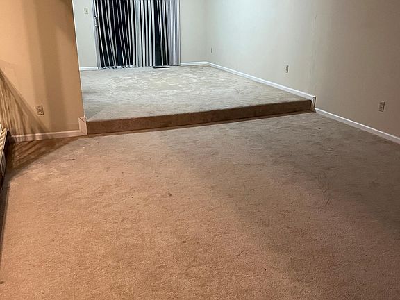 First Floor Big Livingroom on Entrance Right