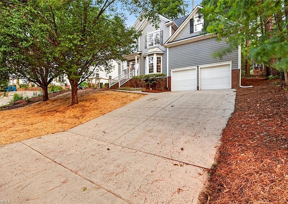 1st image of 5206 Oakbrook Dr