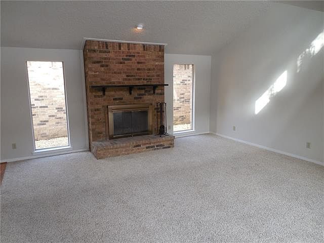 1st image of 3253 Whispering Oak