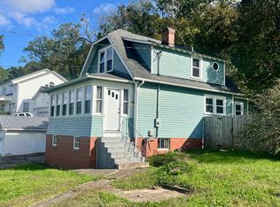 1382 Ohio River Rd, Huntington, WV 25702