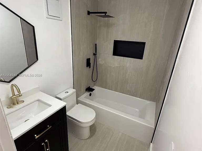 19231 NW 67th Pl — Photo 19