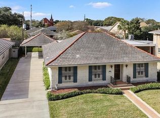 3700 Ferran Dr, Metairie, LA 70002