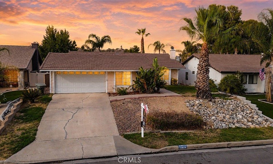 2nd image of 23874 Canyon Lake Dr N