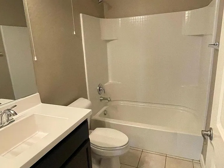 2150 W Alameda Rd #2135 — Photo 12
