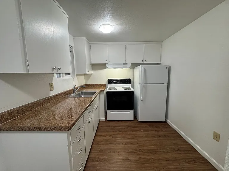 301 Apartments in the heart of Beacon Hill — Photo 14