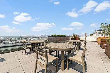 Rented by Tapiro Realty