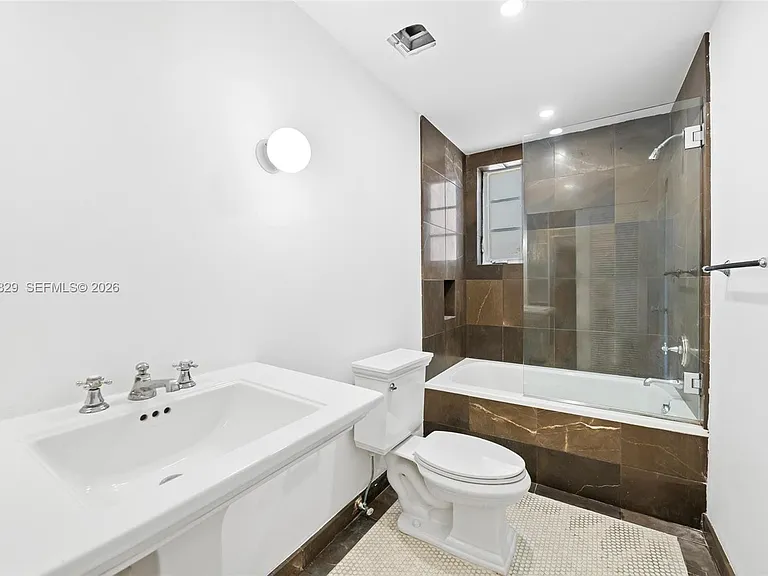 1545 Meridian Ave — Photo 13