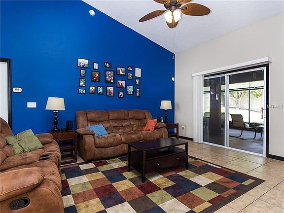5th image of 155 Compass Rose Dr