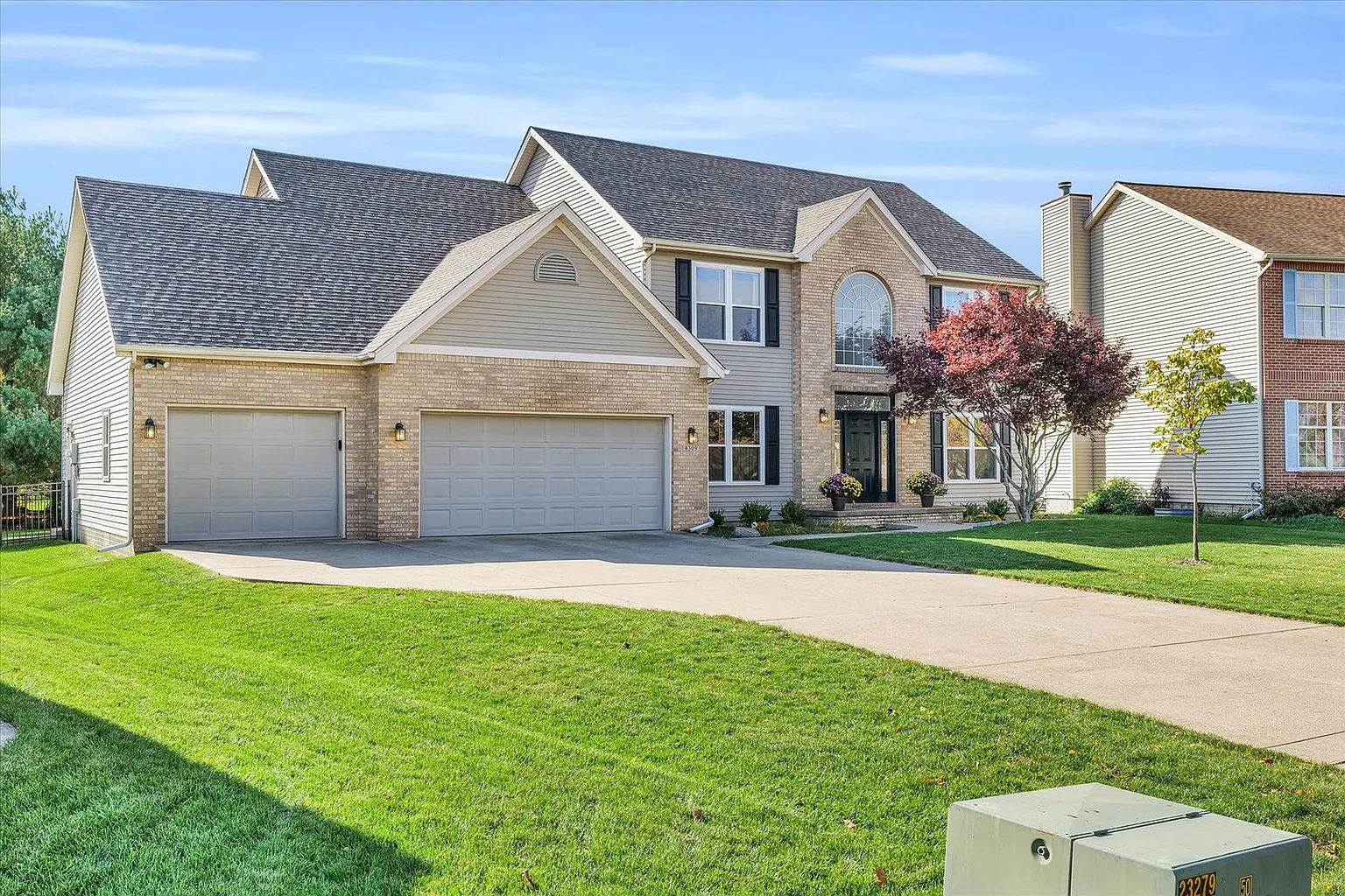 4309 Creston Dr photo 1