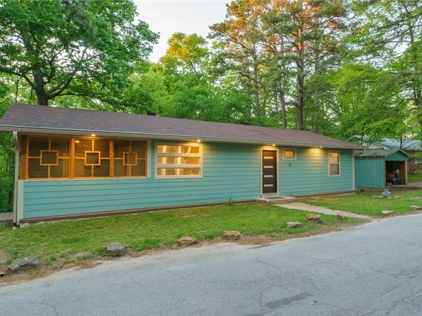 3 College St, Eureka Springs, AR 72632