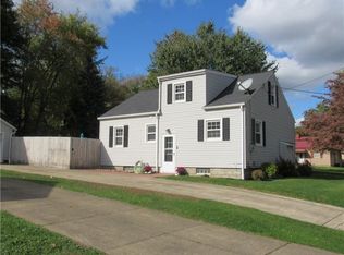 46 Kenmore Ave, Barberton, OH 44203