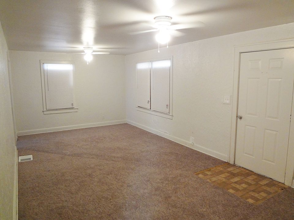 1st image of 608 S Cedar Ave