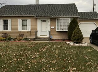 23425 Cranfield Rd, Bedford Heights, OH 44146