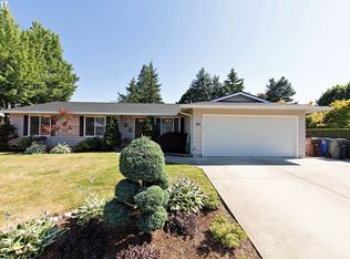 960 NE 22nd Ct, Gresham, OR 97030