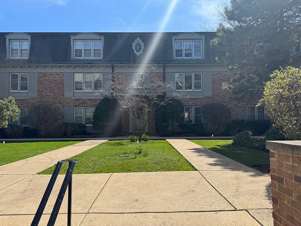 2nd image of 1925 Sherman Ave APT 1W