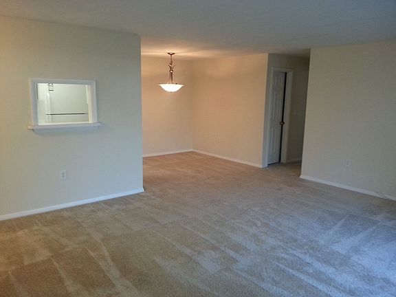 5th image of 97 Hampden Dr APT D