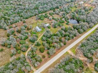 5100 Wood Duck Dr, Waelder, TX 78959